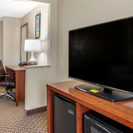 Comfort Inn Near Kokomo Speedway Экстерьер фото