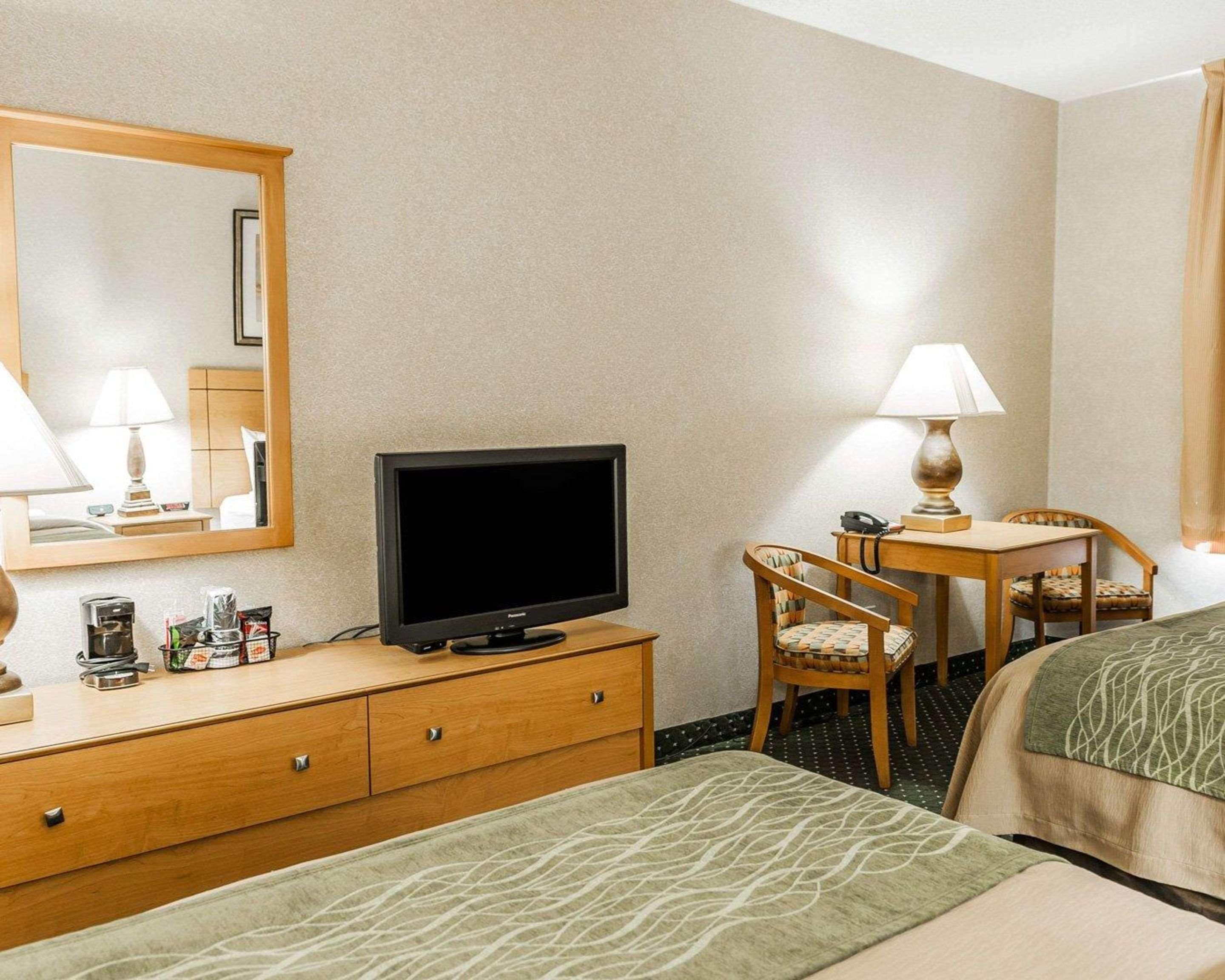 Comfort Inn Near Kokomo Speedway Экстерьер фото