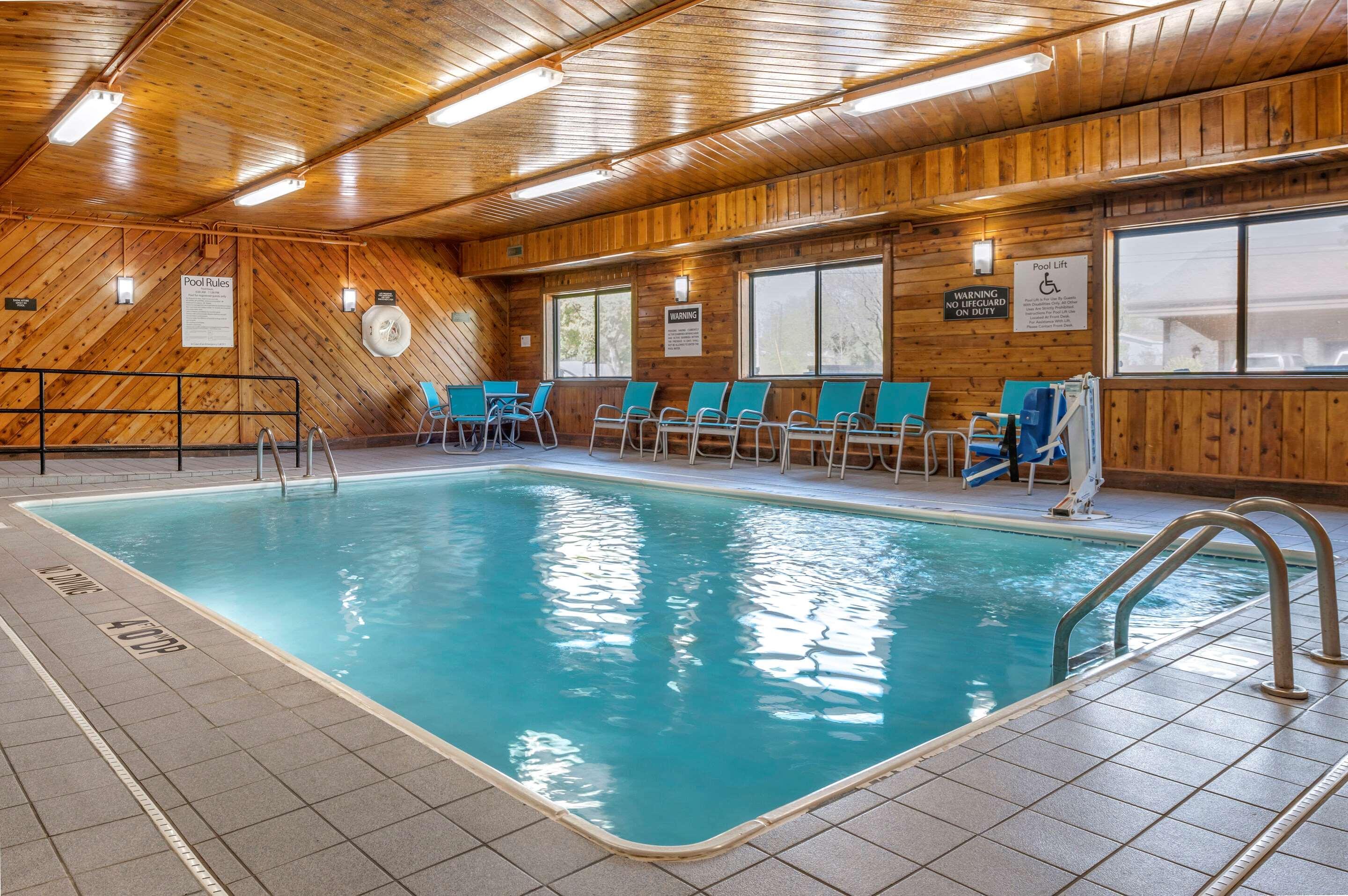Comfort Inn Near Kokomo Speedway Экстерьер фото